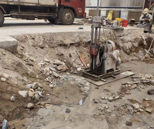 光村镇公路下沉压浆